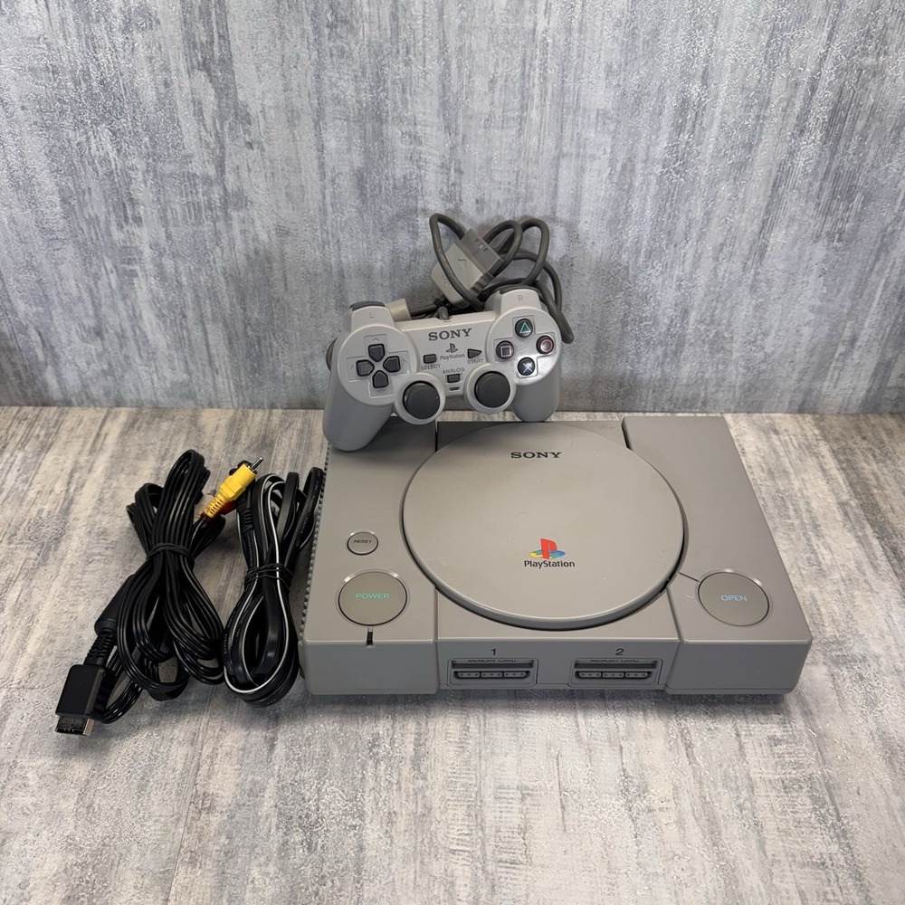 Sony PlayStation 1 PS1 Japanese Region Console With Controller- SCPH-7000